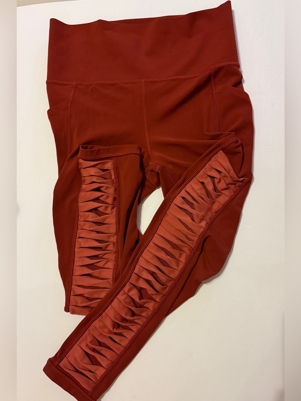Athleta Salutation 7/8 Powervita Lattice Leggings Rust Medium